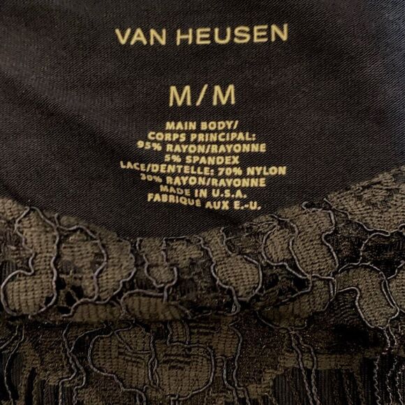 $5 item/ NWT Gf Van Heusen Soft stretchy navy lace front tank top - Picture 11 of 12